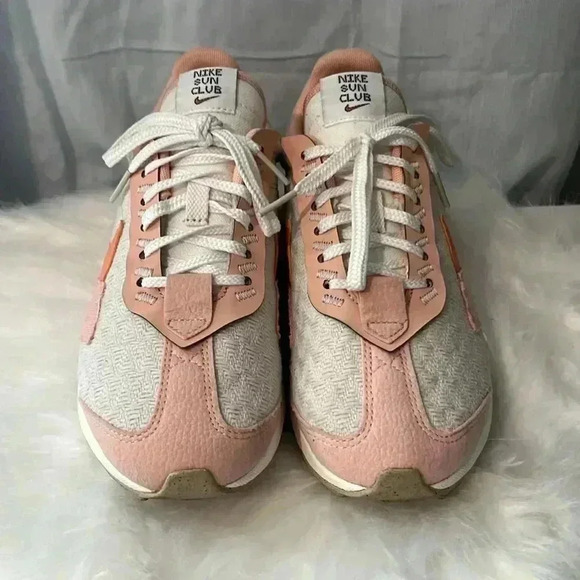 Nike Air Max Sun Club Women’s Sneakers - Picture 2 of 7